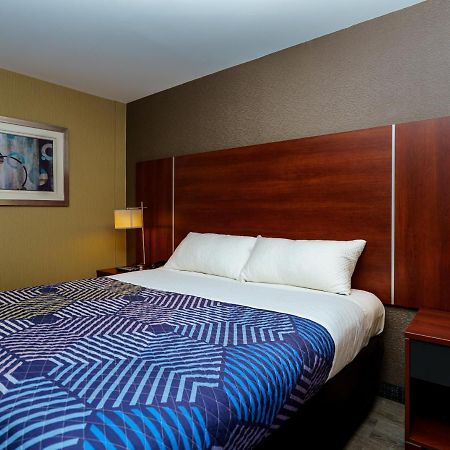 ניו יורק Sky Hotel Flushing/Laguardia Airport מראה חיצוני תמונה